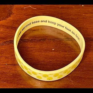 A2  SILICONE BRACELET